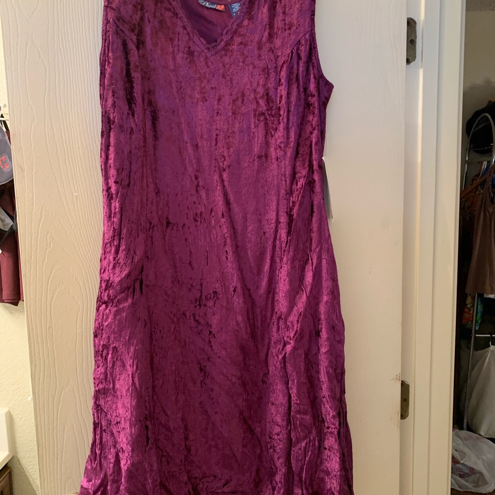Burgundy velvet n lace sleeveless dress n jacket